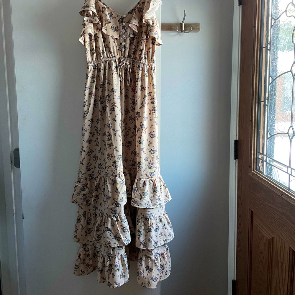 Floral Ruffle Tiered Midi Dress NWT